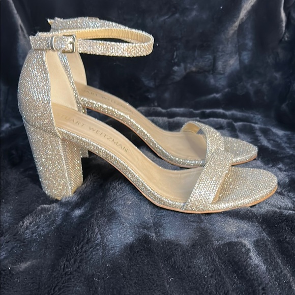 Stuart Weitzman Gold Mesh 3” Heels - Picture 3 of 8